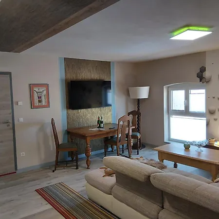 Apartment Mein Alter Bauernhof Strassburgerhof